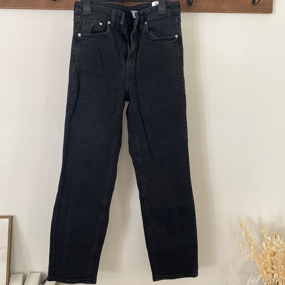 Black skinny jeans
